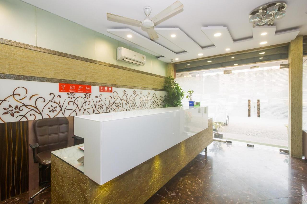 Capital O Hotel Pearl Near Us Embassy Мумбаи Экстерьер фото